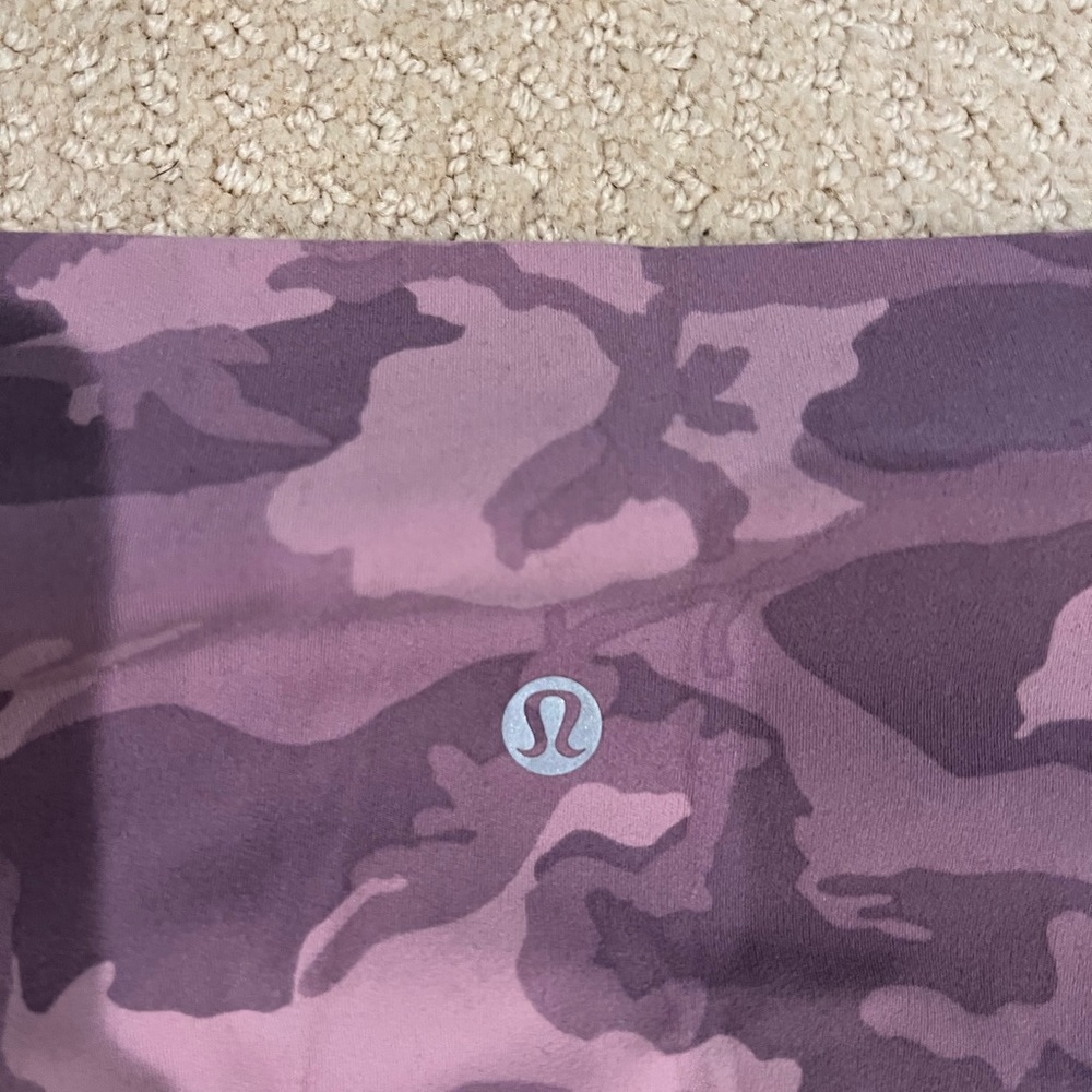 Lululemon pink camo leggings - Picture 2 of 2